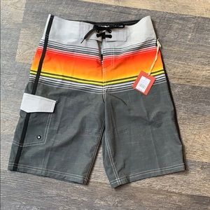 Mossimo Men’s swim Trunks Size 30 NWT